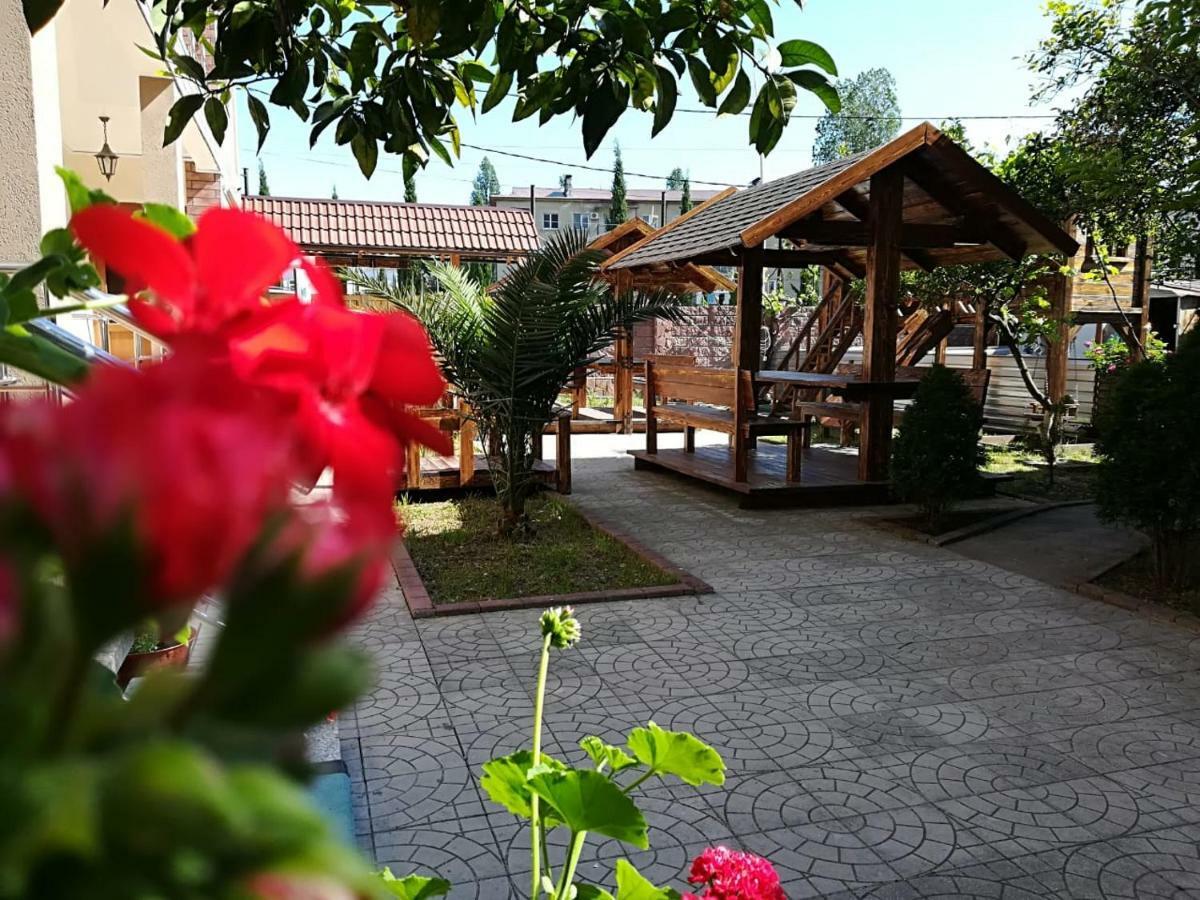 Runo Guest House Gagra Ngoại thất bức ảnh